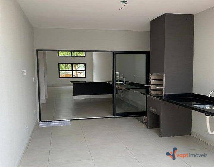 Casa de Condomínio à venda com 3 quartos, 151m² - Foto 1