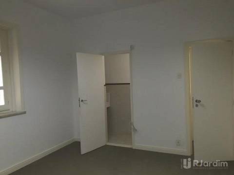 Casa à venda e aluguel com 1 quarto, 500m² - Foto 10