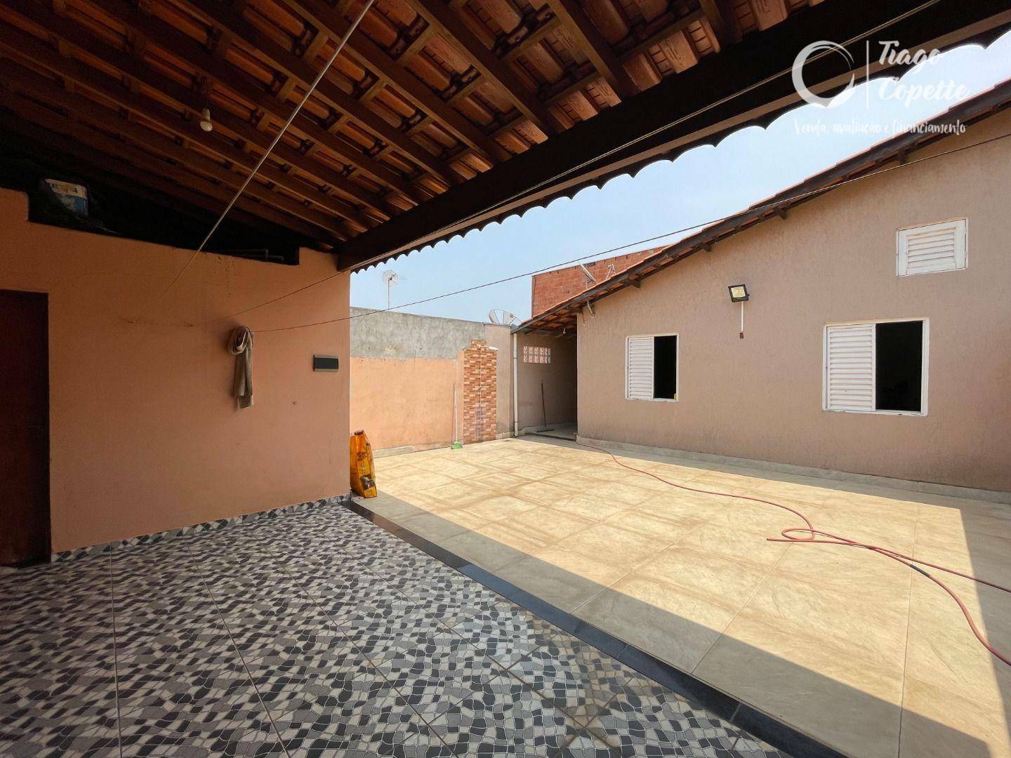 Casa à venda com 2 quartos, 105m² - Foto 3