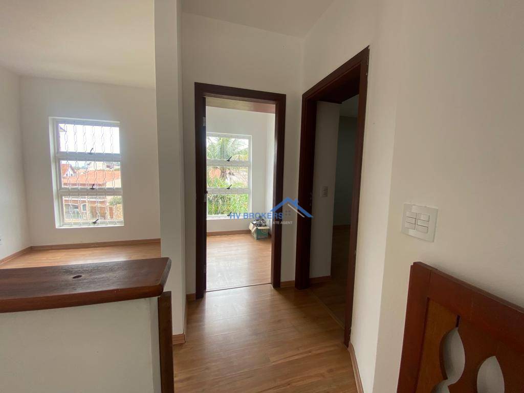 Casa à venda com 3 quartos, 184m² - Foto 10