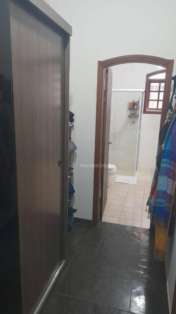 Casa à venda com 3 quartos, 260m² - Foto 6