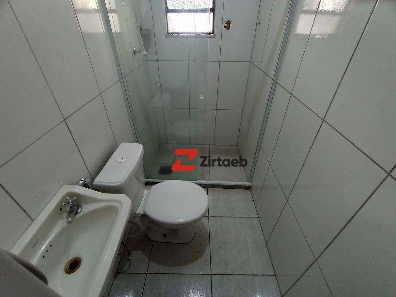 Casa para alugar com 1 quarto, 60m² - Foto 10