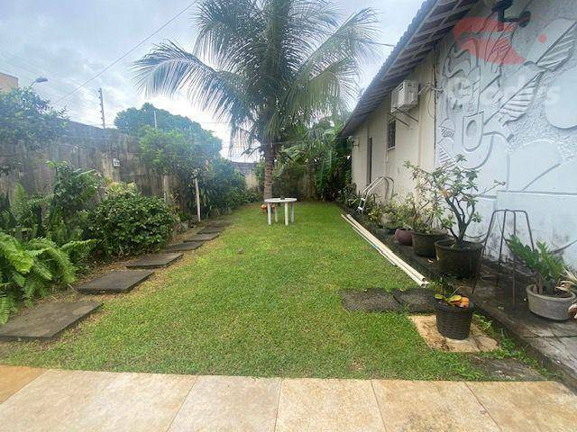 Casa à venda com 3 quartos, 300m² - Foto 7