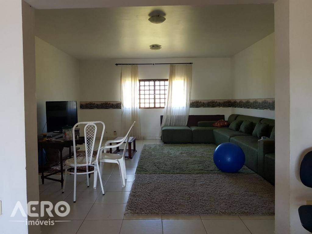 Chácara à venda com 5 quartos, 530m² - Foto 48