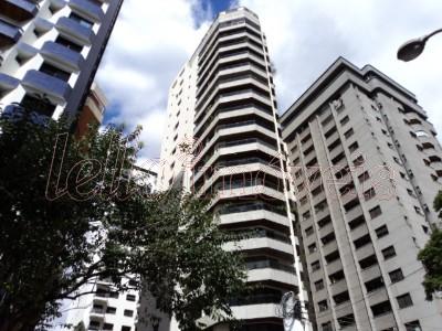 Apartamento à venda com 3 quartos, 222m² - Foto 27