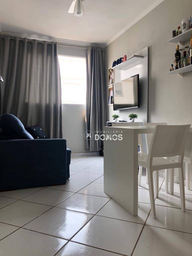 Apartamento à venda com 2 quartos, 45m² - Foto 12