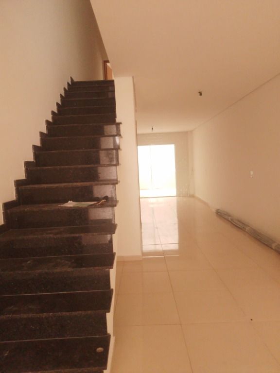 Sobrado à venda com 3 quartos, 130m² - Foto 4