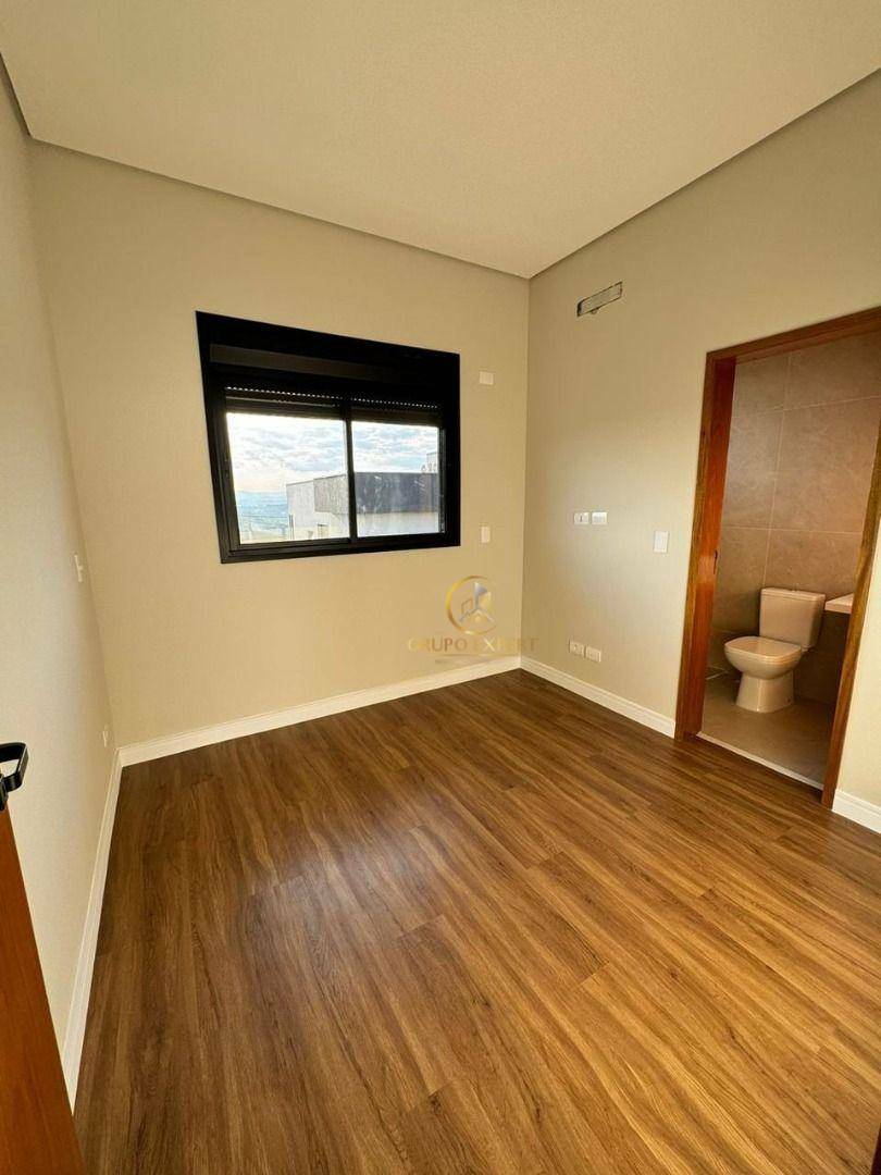 Sobrado à venda com 4 quartos, 293m² - Foto 12