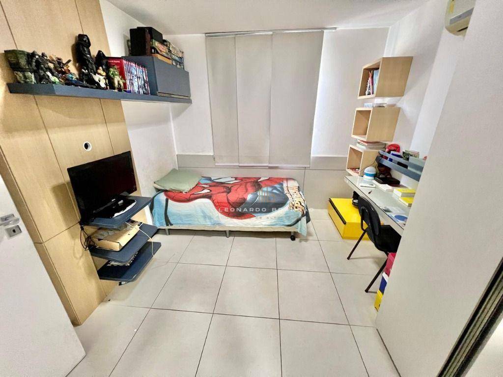 Casa de Condomínio à venda com 4 quartos, 165m² - Foto 35