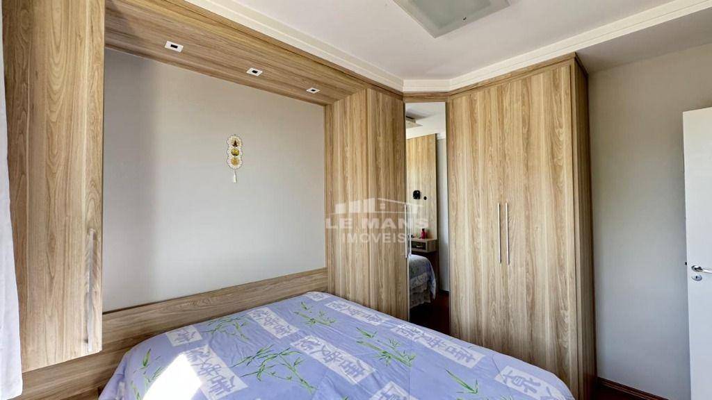 Apartamento à venda com 2 quartos, 55m² - Foto 15