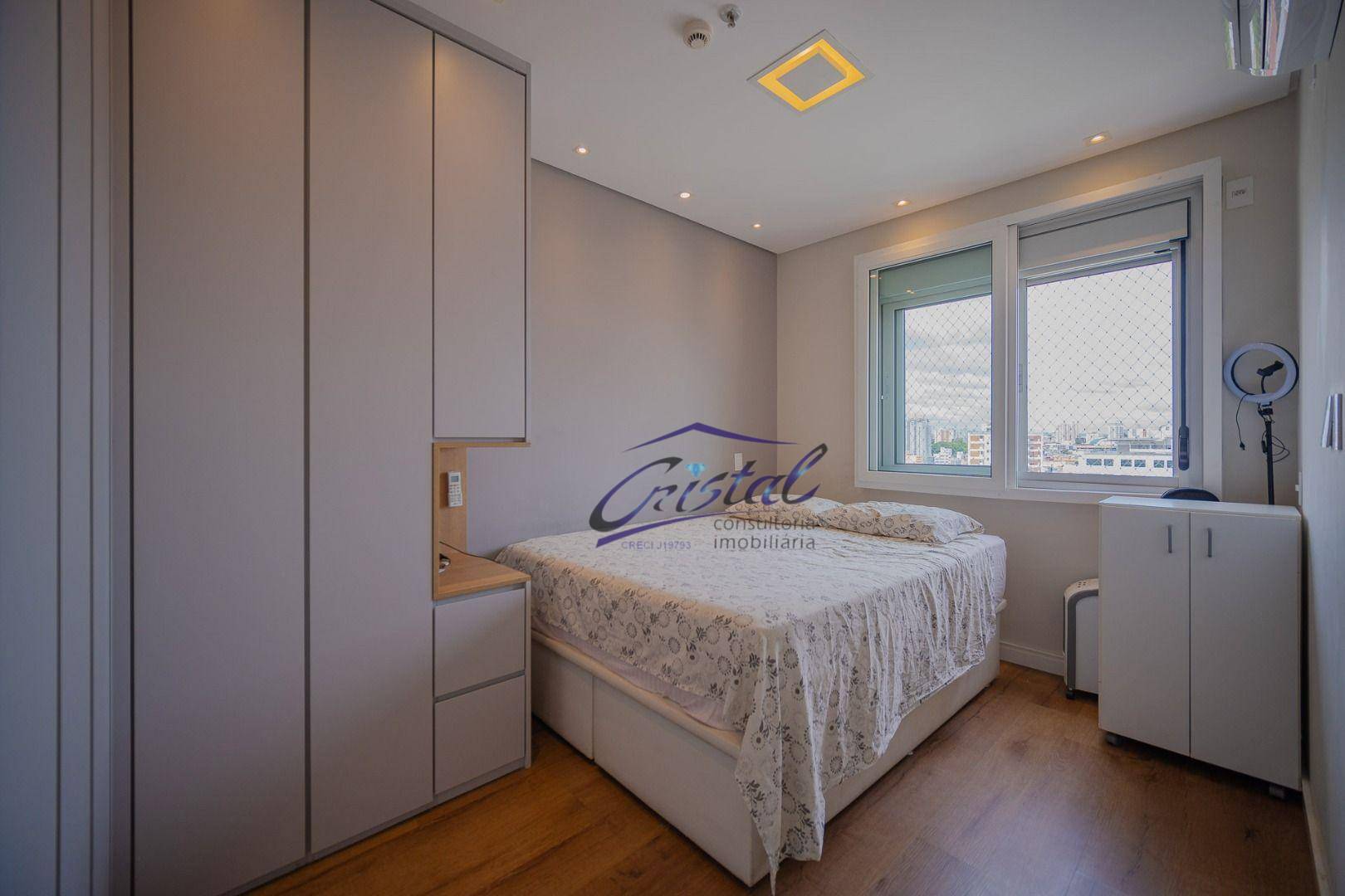 Apartamento à venda com 2 quartos, 64m² - Foto 2