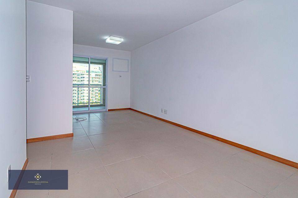 Apartamento à venda com 2 quartos, 82m² - Foto 35