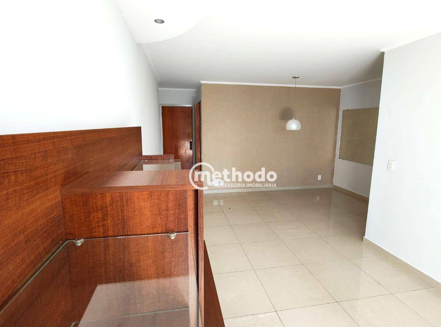 Apartamento para alugar com 3 quartos, 93m² - Foto 3