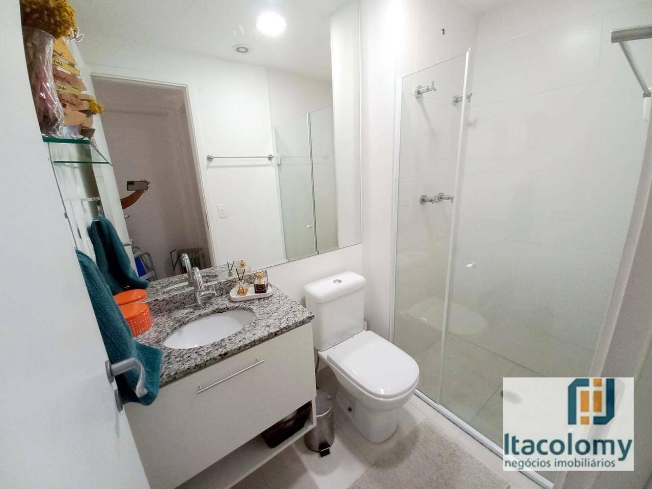 Apartamento à venda com 2 quartos, 62m² - Foto 8