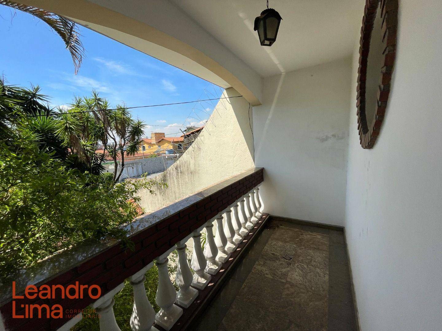 Casa à venda com 4 quartos, 350m² - Foto 22