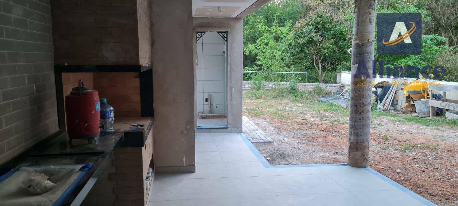 Casa de Condomínio à venda com 3 quartos, 275m² - Foto 4