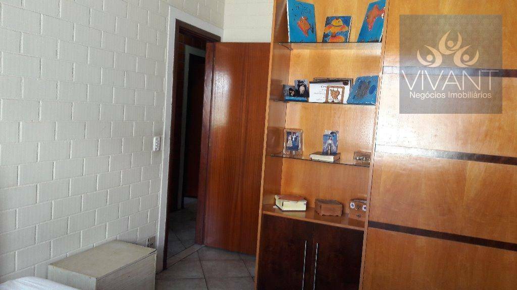 Casa à venda com 3 quartos, 182m² - Foto 17