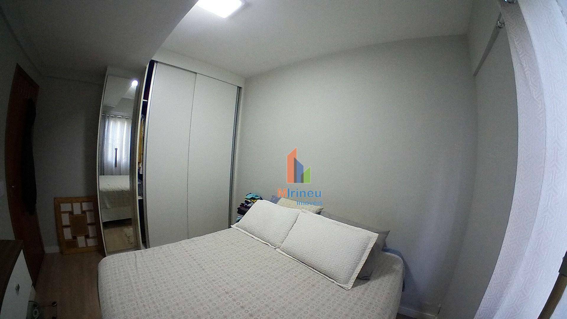 Apartamento à venda com 2 quartos, 62m² - Foto 12