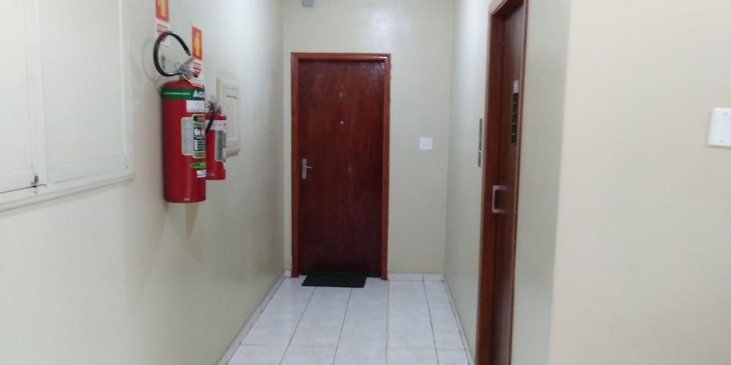 Apartamento à venda com 3 quartos, 100m² - Foto 11