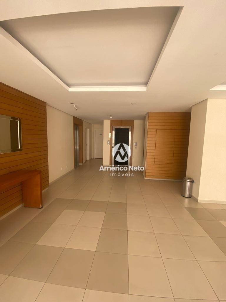 Apartamento à venda com 2 quartos, 68m² - Foto 40