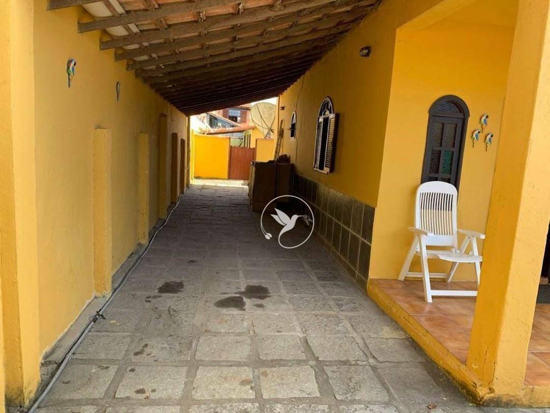 Casa à venda com 6 quartos, 450m² - Foto 5