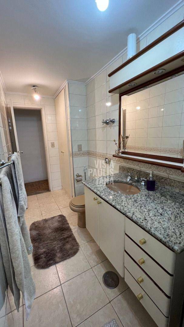 Apartamento à venda com 3 quartos, 111m² - Foto 8