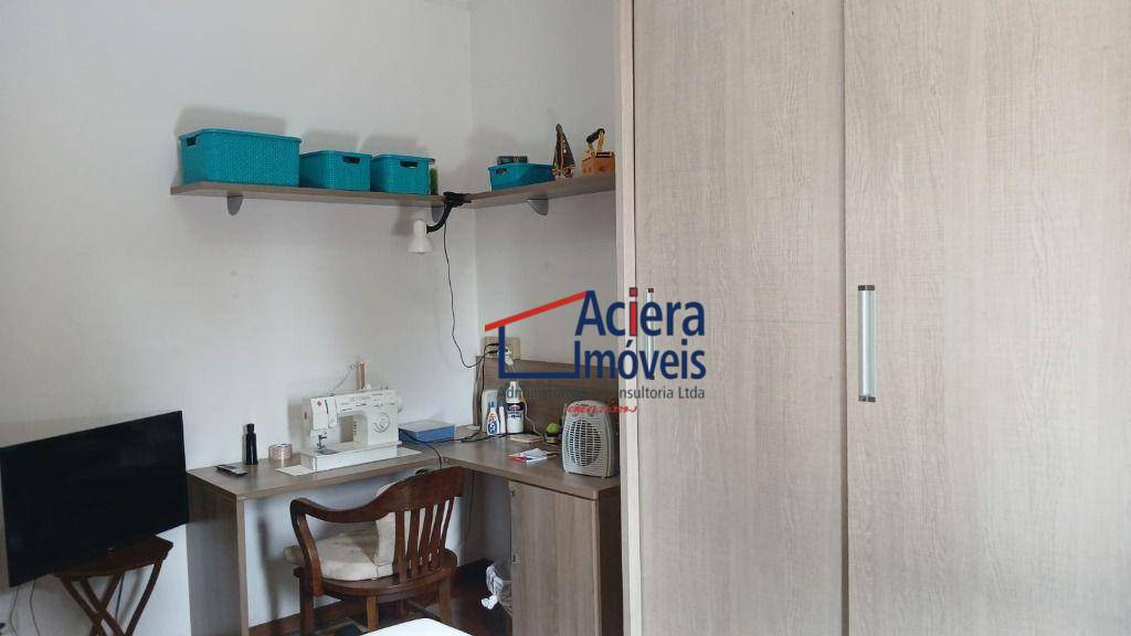 Casa de Condomínio à venda com 3 quartos, 217m² - Foto 6