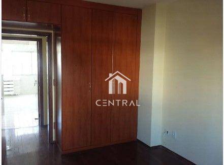 Apartamento à venda com 3 quartos, 147m² - Foto 9