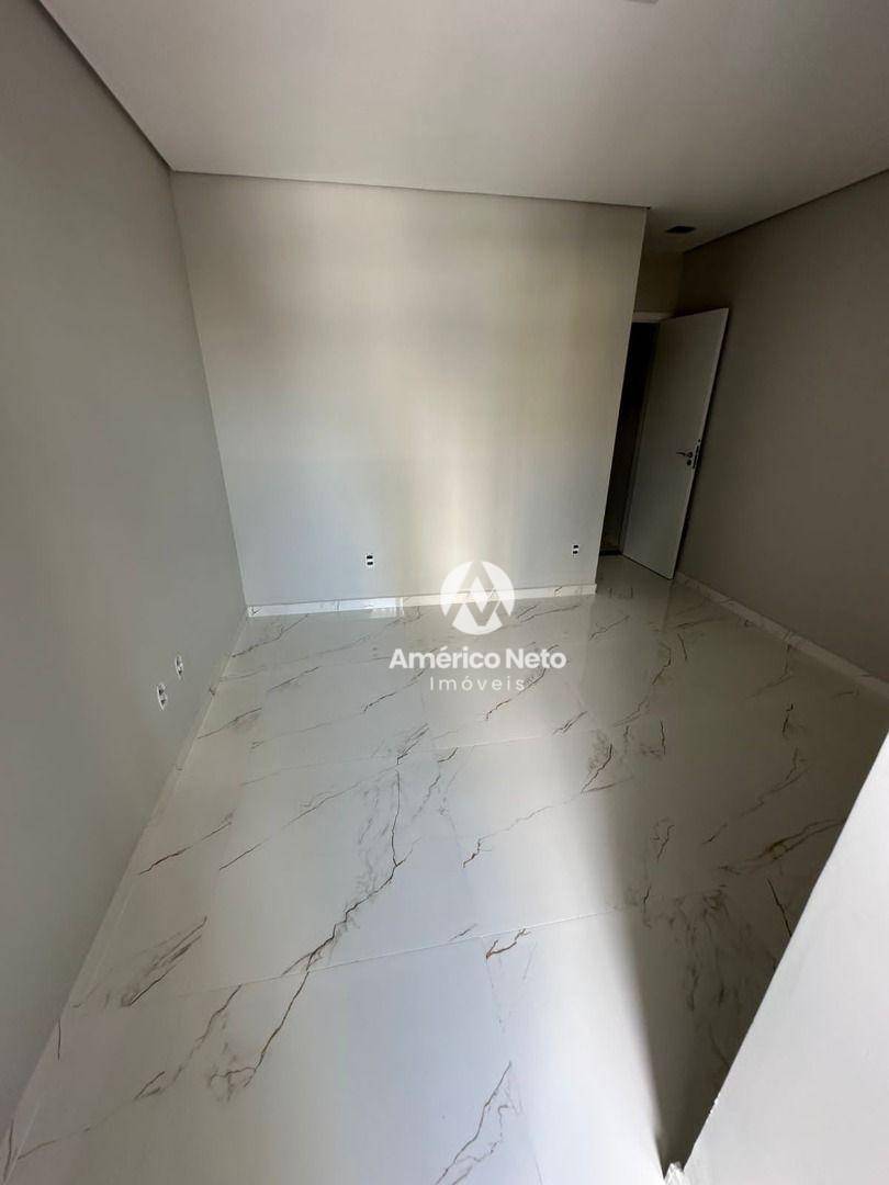 Sobrado à venda com 3 quartos, 120m² - Foto 13