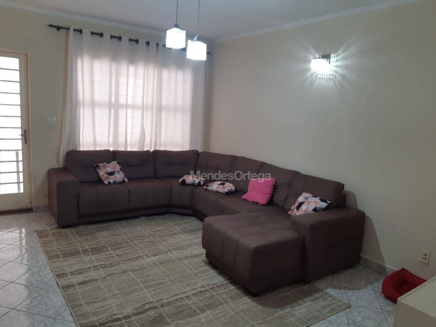 Casa à venda com 3 quartos, 155m² - Foto 3