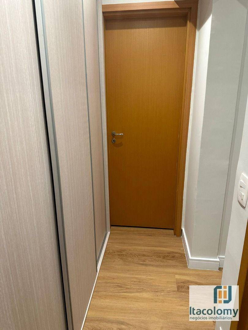 Apartamento à venda com 4 quartos, 172m² - Foto 15