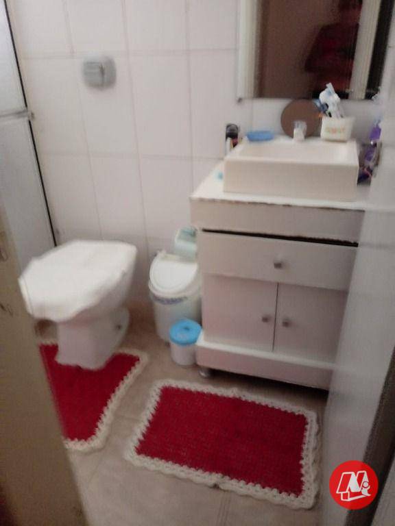 Apartamento à venda com 1 quarto, 40m² - Foto 1