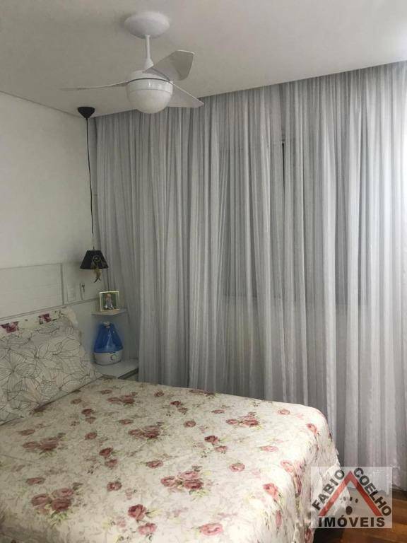 Apartamento à venda com 2 quartos, 70m² - Foto 11