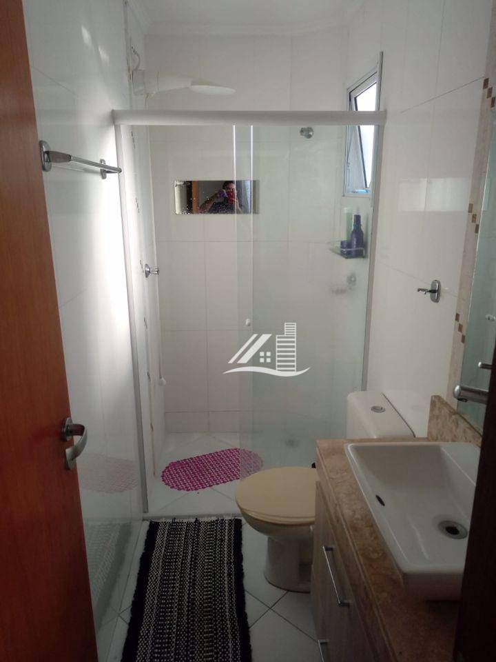 Apartamento à venda com 2 quartos, 67m² - Foto 12