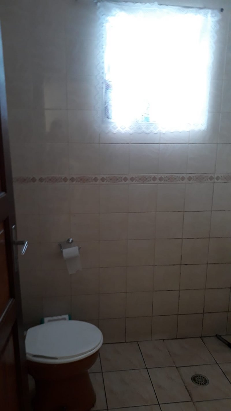 Casa à venda com 2 quartos, 100m² - Foto 5