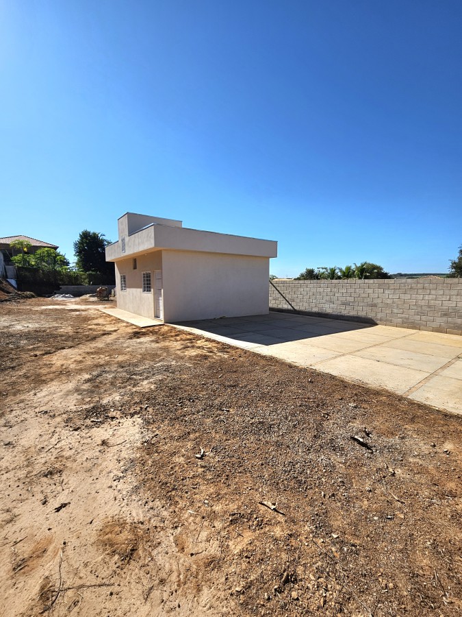 Casa à venda com 2 quartos, 800m² - Foto 1