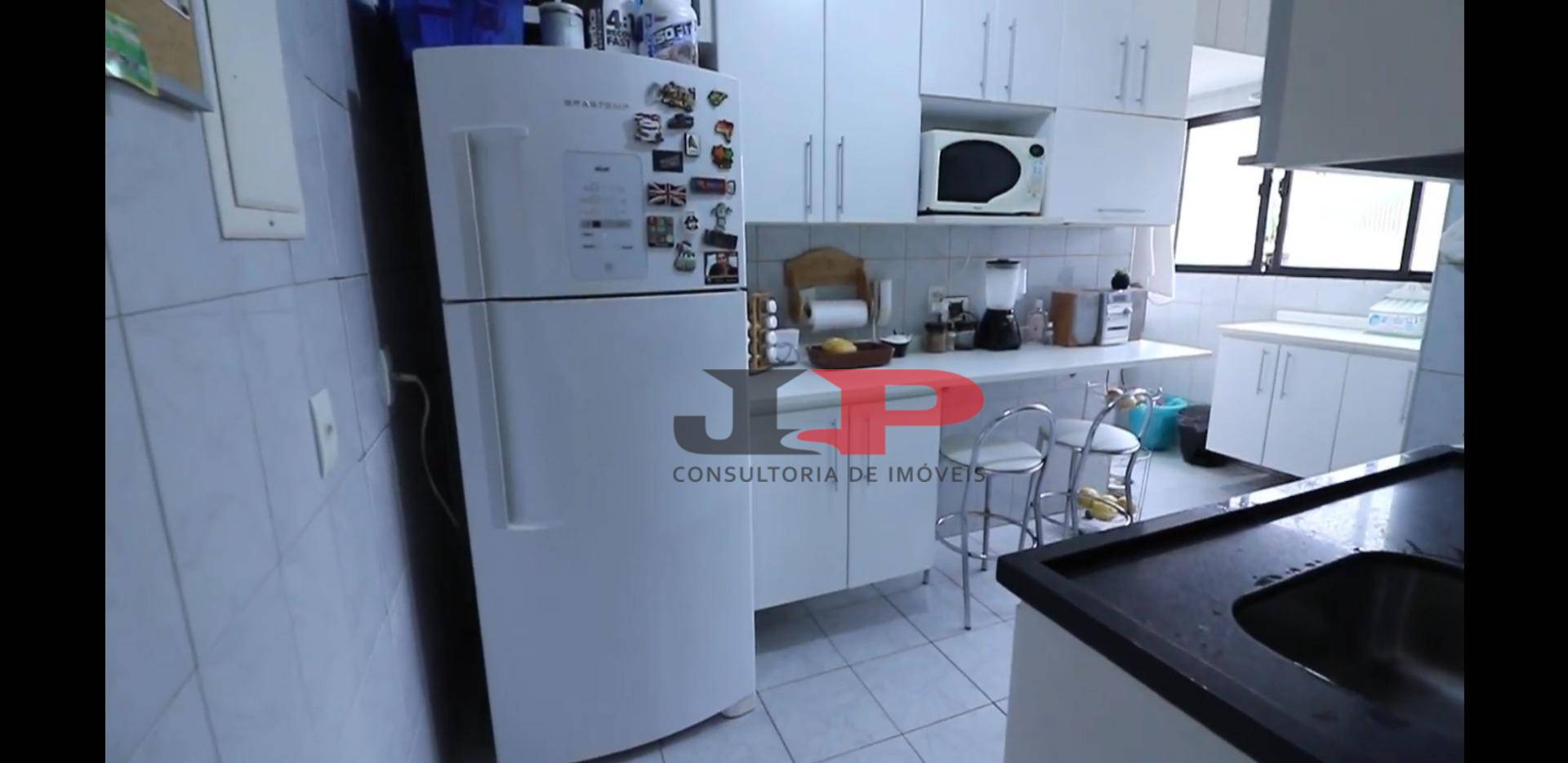 Apartamento à venda com 2 quartos, 69m² - Foto 8