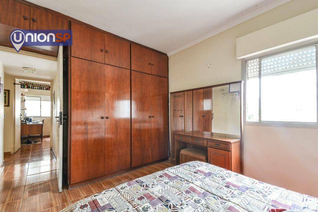 Apartamento à venda com 3 quartos, 135m² - Foto 35