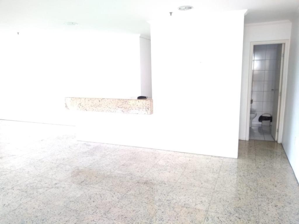 Apartamento à venda com 3 quartos, 160m² - Foto 3