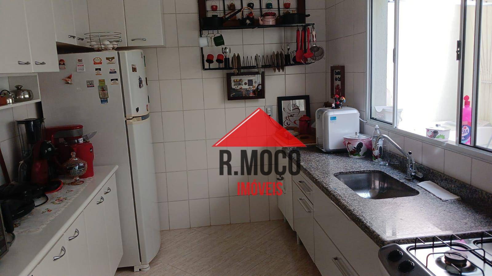 Sobrado à venda com 2 quartos, 140m² - Foto 11