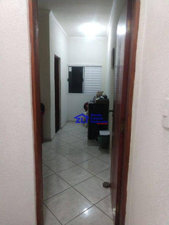 Sobrado à venda com 2 quartos, 58m² - Foto 3