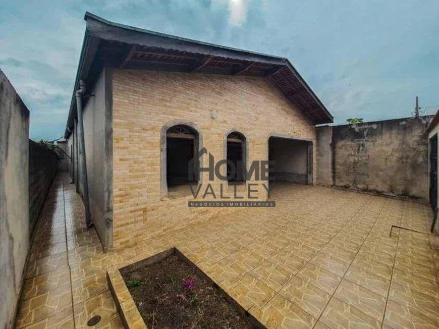 Casa à venda com 4 quartos, 151m² - Foto 11