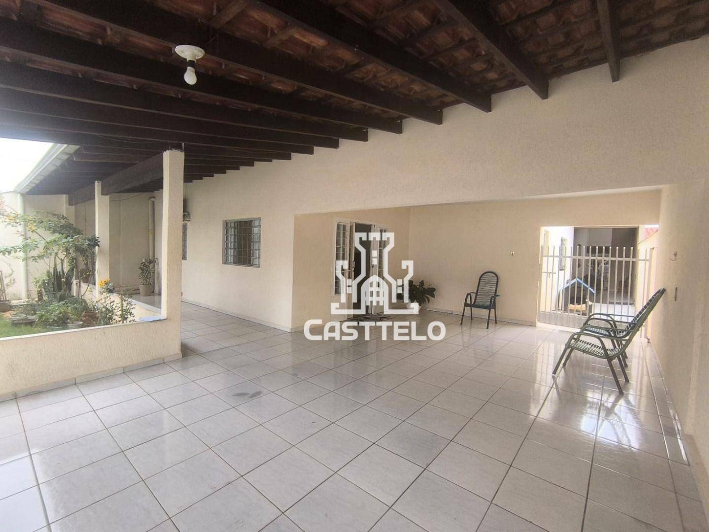 Casa à venda com 3 quartos, 260m² - Foto 3