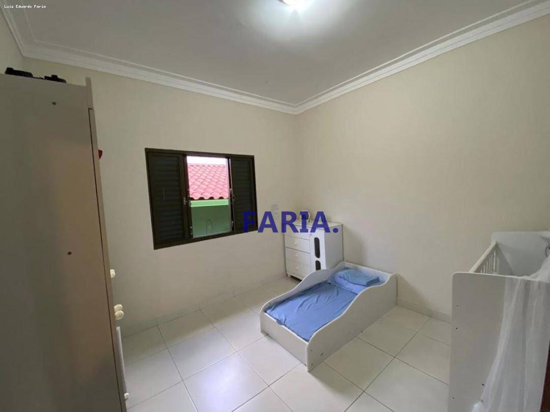 Casa à venda com 3 quartos, 140m² - Foto 13