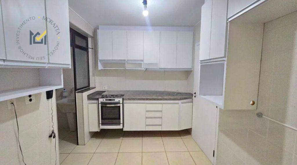 Apartamento para alugar com 3 quartos, 81m² - Foto 3