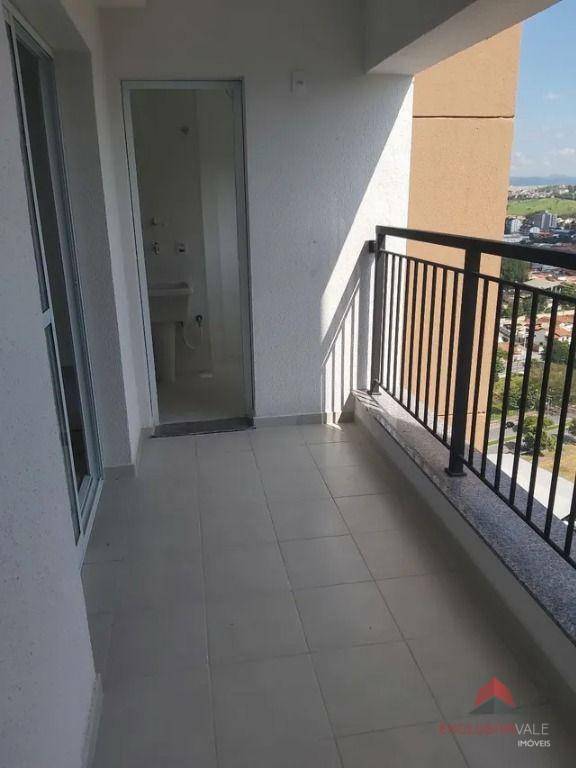 Apartamento à venda com 2 quartos, 81m² - Foto 3