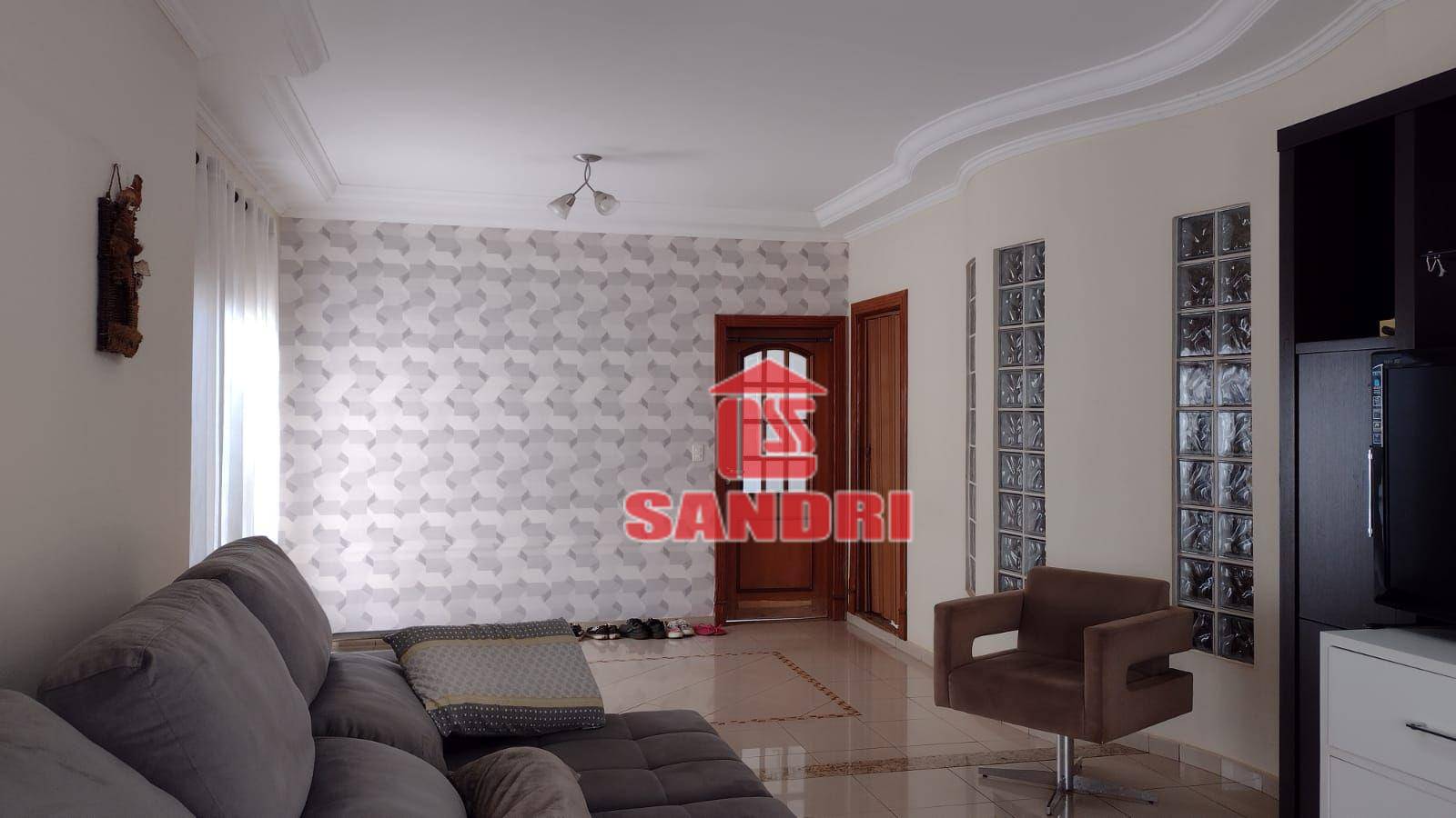 Casa à venda com 4 quartos, 135m² - Foto 5