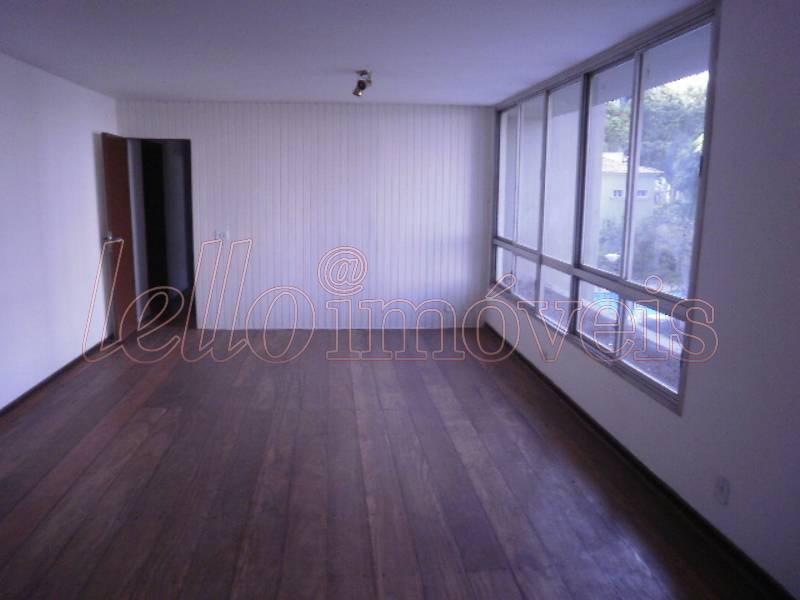 Apartamento para alugar com 3 quartos, 138m² - Foto 3