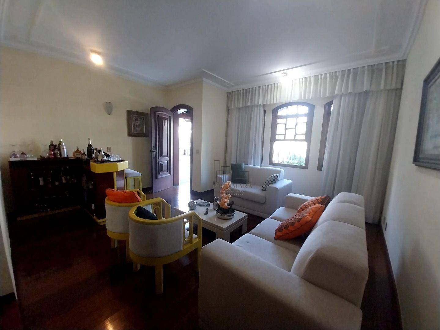 Casa à venda com 7 quartos, 383M2 - Foto 3