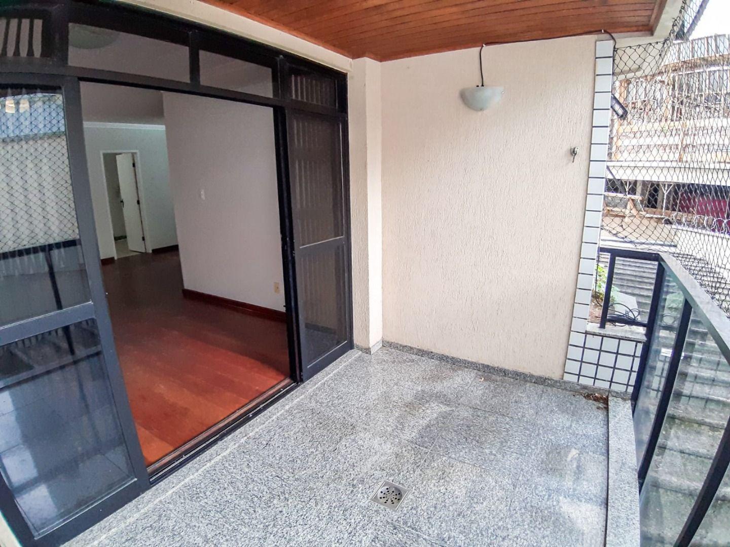 Apartamento à venda com 3 quartos, 130m² - Foto 16